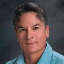 ee Dunning, author & psychotherapist providing crisis intervention